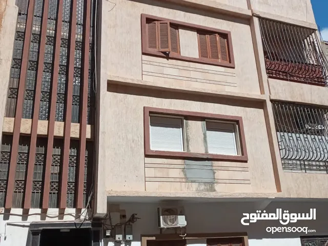 200m2 More than 6 bedrooms Townhouse for Sale in Benghazi As-Sulmani Al-Sharqi