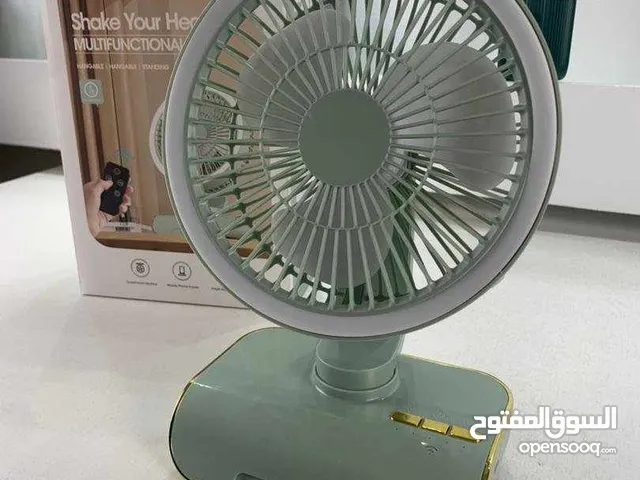 Ventilateur de Bureau Rechargeable Rotatif avec Lumière LED – مروحة مكتب قابلة للشحن