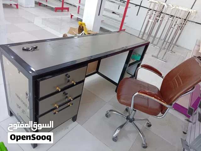 أغراض محل للبيع