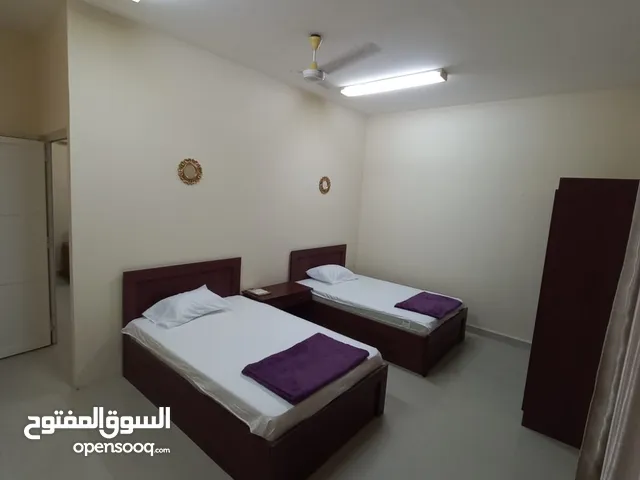 شقه للإيجار - بناية التميز - منطقة البرعمي - خريف ظفار 2025
