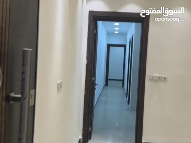 125 m2 2 Bedrooms Apartments for Rent in Baghdad Mansour