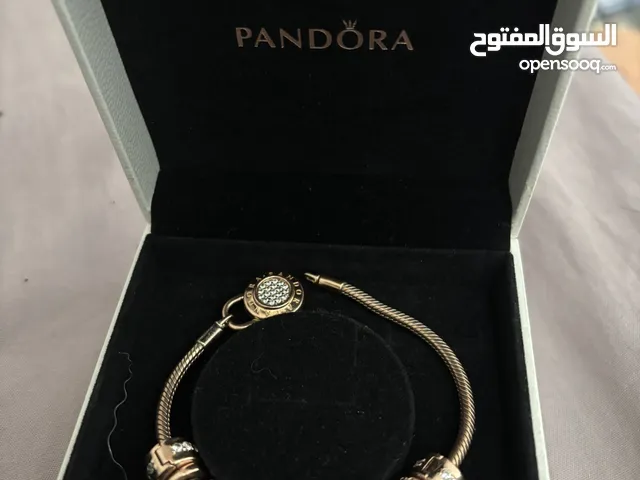 Pandora bracelet with 8 charms