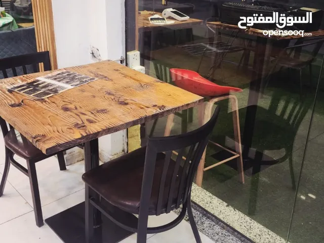 مطعم للبيع او المشاركة بصفة عاجلة. فرصة استثمارية ممتازة