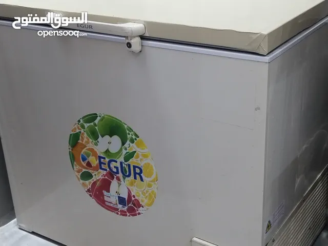مجمدة ماركة EGUR مستخدمة ما بيهة اي شيء تجميدهة درجة اولئ نضيفة  مجمدة ماركة EGUR مستخدمة ما بيهة اي