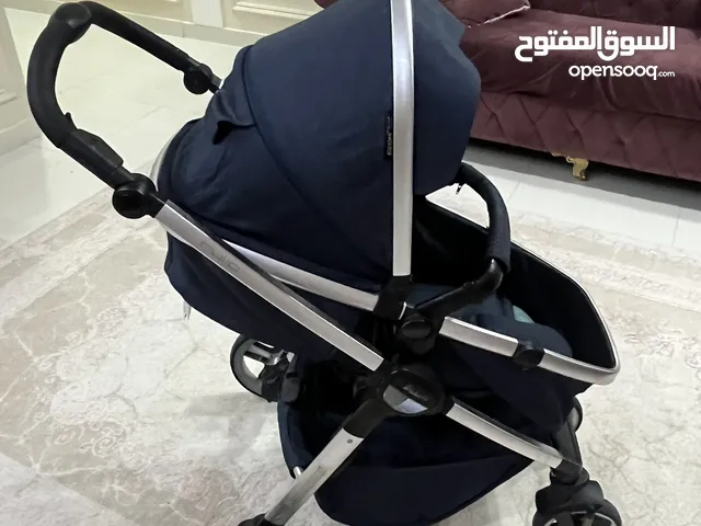 للبيع عربة أطفال من ماركة Giggles