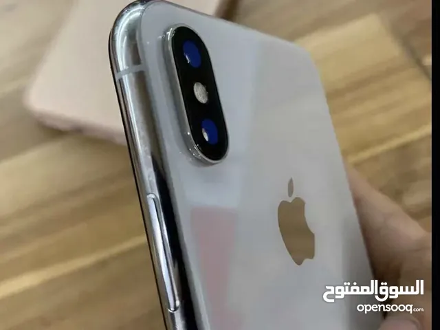 Apple iPhone X 64 GB in Tripoli