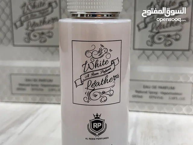 White leather unisex smell fruity musky fresh