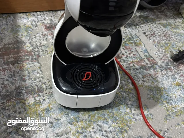 مكينه قهوه سبريسو ونسكافيه استعمال شهر واحد نضيف استعمال شهر فقط نظيفه جدا