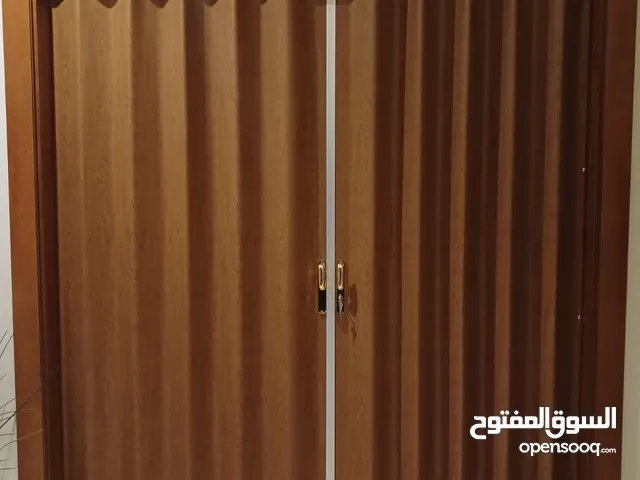 مصنع أبواب اكورديون جلد وبلاستيك PVC