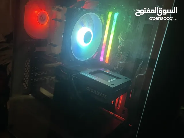 كمبيوتر للبيع مع ماوس وكيبورد وشاشه