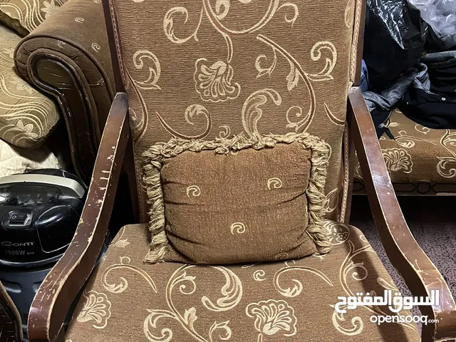 طقم كنب للبيع ب 60 دينار