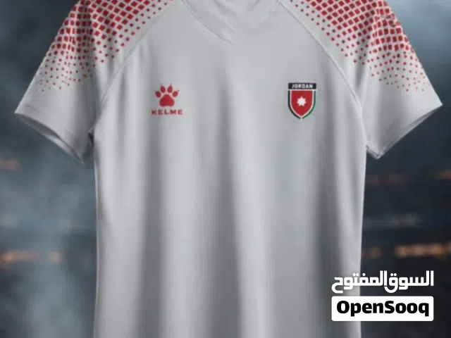 تيشير المنتخب الأردني  بأفضل كولتي (high copy) طباعه جلد بسعر مناسب يوجد توصيل لجميع أنحاء المملكه