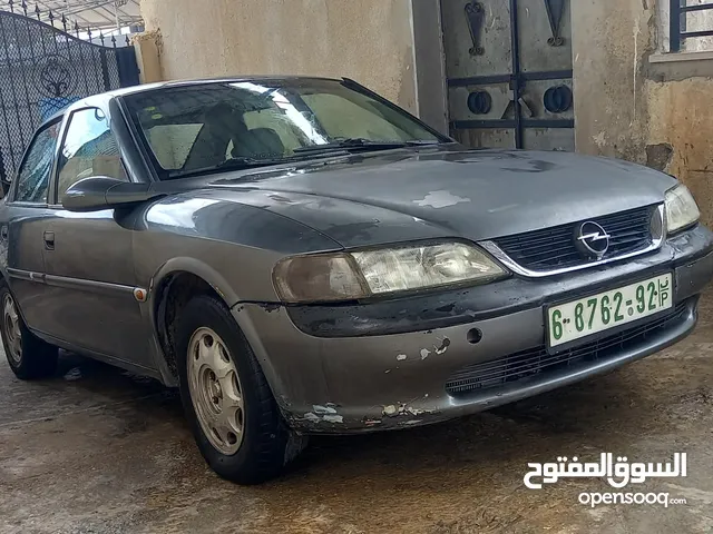 Used Opel Vectra in Qalqilya