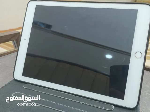 Apple iPad Air 2 16 GB in Basra