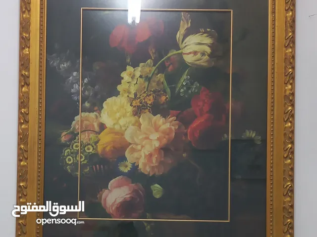 برواز جميل على شكل ورود متين