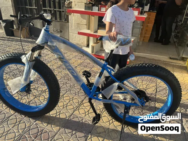 بسكليت صحراوي عجل عريض فخم جدا قياس 26  ،12 غيار
