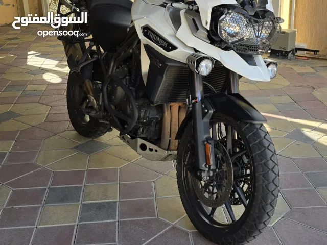 تعديل السعر للبيع العاجل TRIUMPH EXPLORER XRT 1215cc Adventure 2016