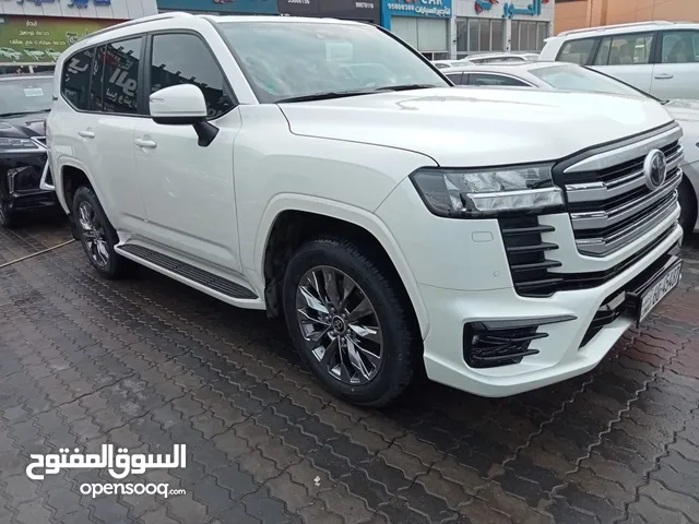 SUV Toyota in Mubarak Al-Kabeer