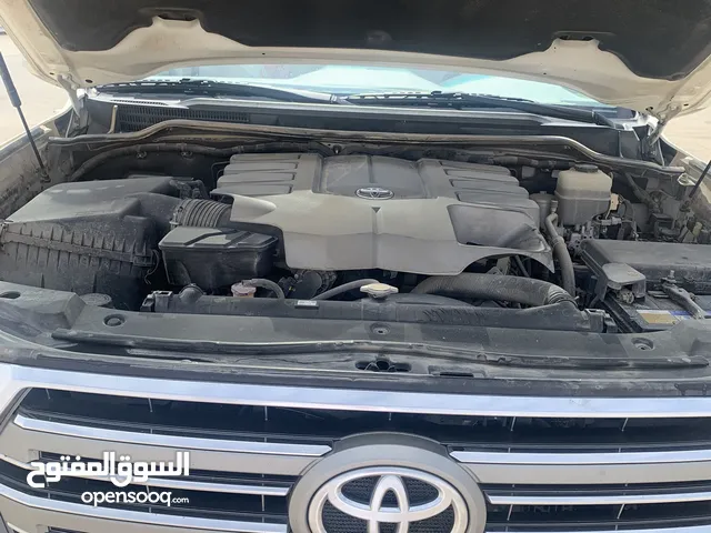 Used Toyota Land Cruiser in Al Riyadh