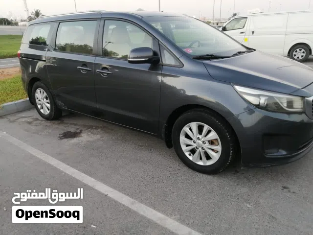 2017 Kia Carnival Standard