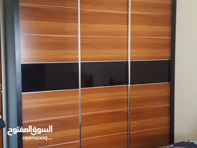سلام عليكم غرفة للبيع كنتور تركي 3 ابواب سلايد + 2 سرير