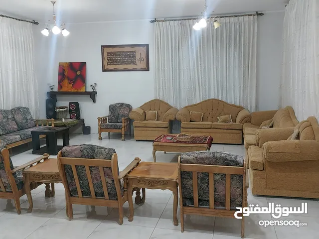 2 Bedrooms Chalet for Rent in Madaba Other