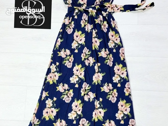 فستان نساي