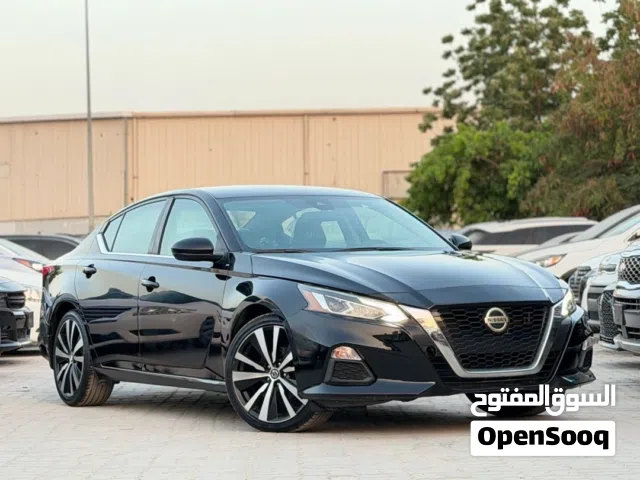 Used Nissan Altima in Dubai