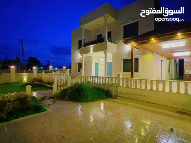 منزل طابقين في ارقى منطقة بلعوجا