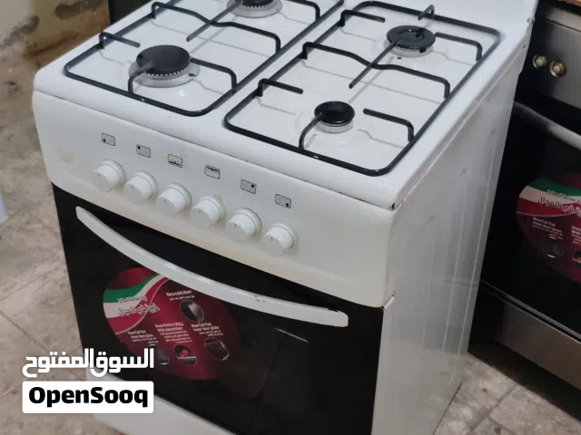 نبيع طباخ 4 شعله مقاس 60 × 60 فرن 2 مفتاح فوق وتحت مع بعض بحاله ممتازه لون ابيض مع التوصيل والتشغيل