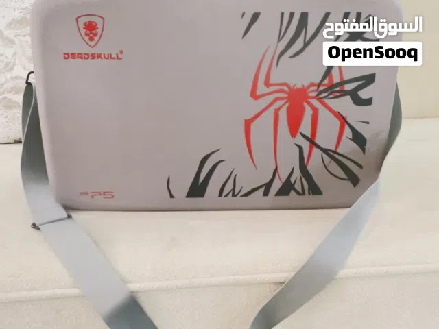 شنطة بلايستيشن 5 مع اشرطة للبيع