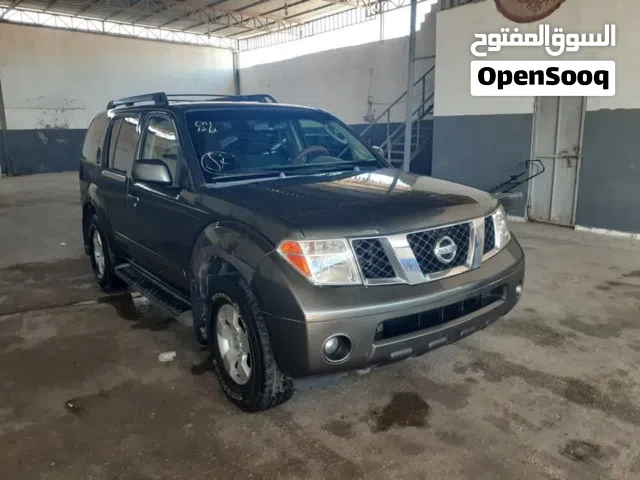 2005 Nissan Pathfinder SL
