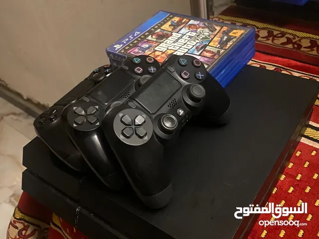بلي 4 فات مستعمل تجي ويا 3 يدات 2 اصلية وحدة تجارية وتجي ويا 4 اقراص وبس كاتونة ما بي