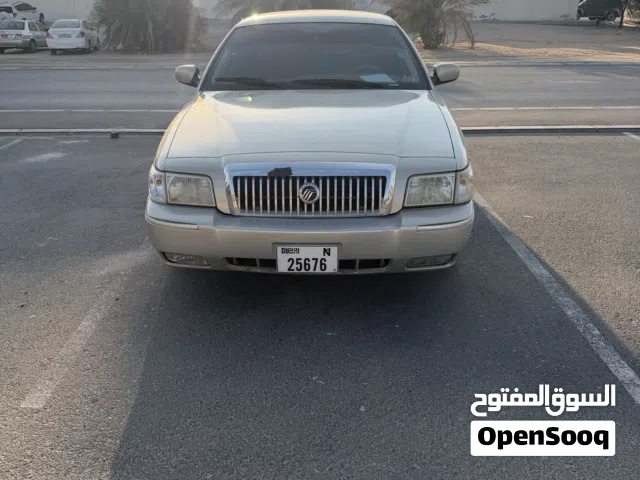 Used Ford Crown Victoria in Abu Dhabi