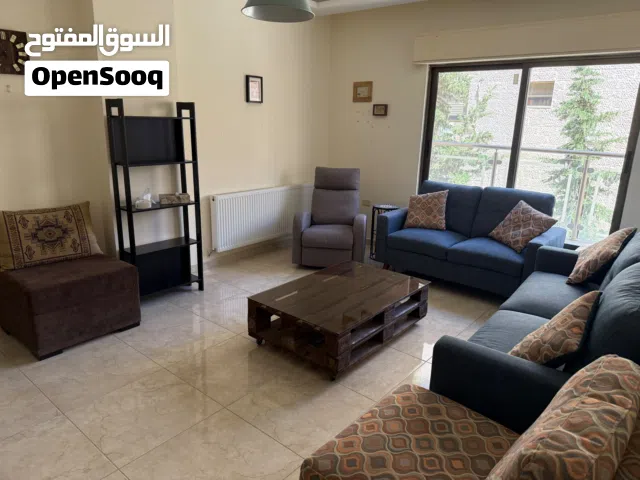 طقم كنب مستعمل بحالة ممتازة