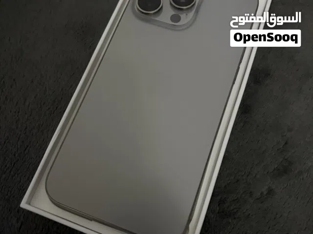 Apple iPhone 15 Pro 256 GB in Muscat