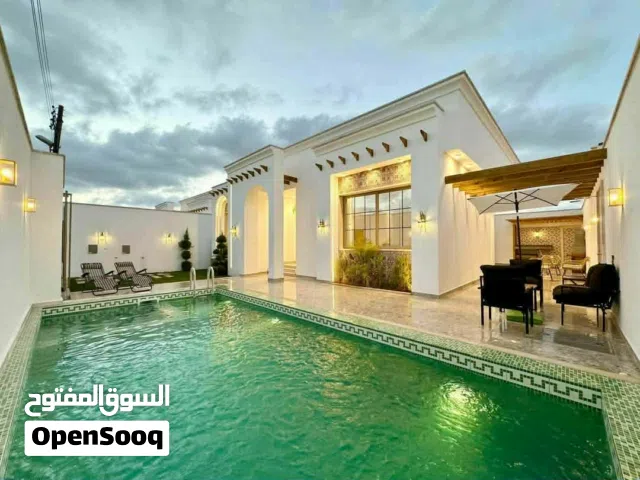 3 Bedrooms Farms for Sale in Tripoli Al-Baesh