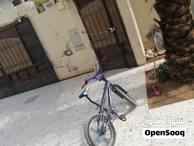 دراجه هوائية مقاس 20 بي ام مكس ربي يبارك تعال جرب شبه جديد مستعمل شويه الرقم  عندي وتس اب