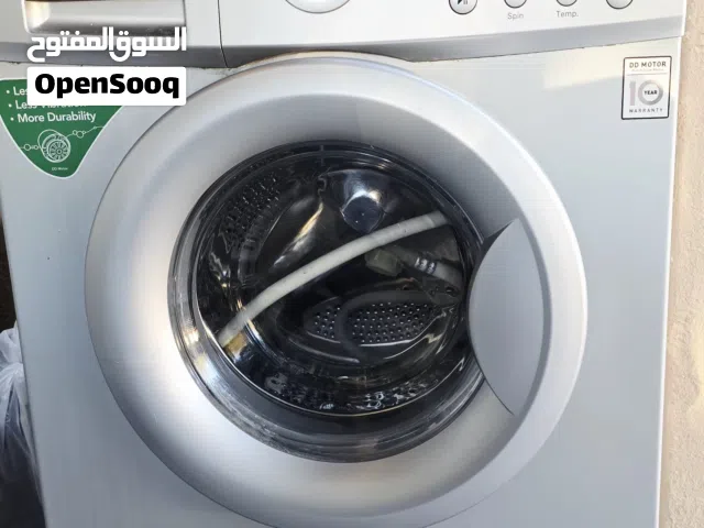 غسالة LG بحاله جيده جدا للبيع بسعر ممتاز