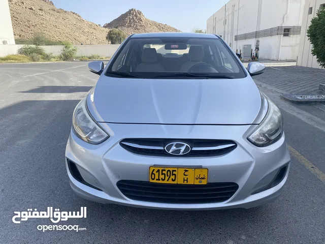 Used Hyundai Accent in Al Dakhiliya