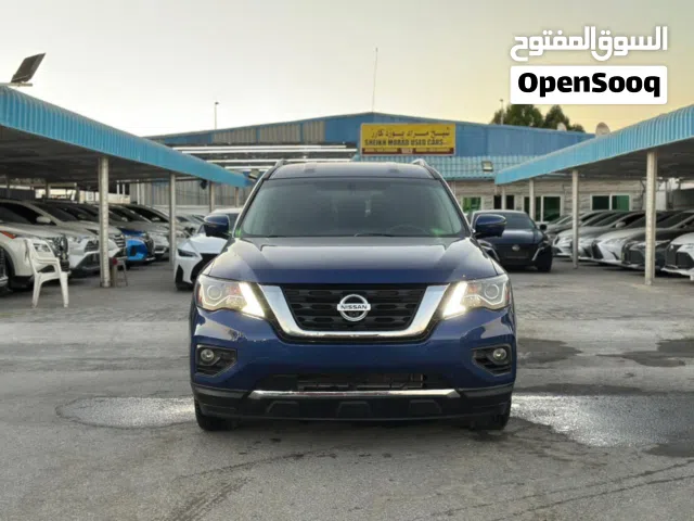 2017 نيسان باثفايندر SL