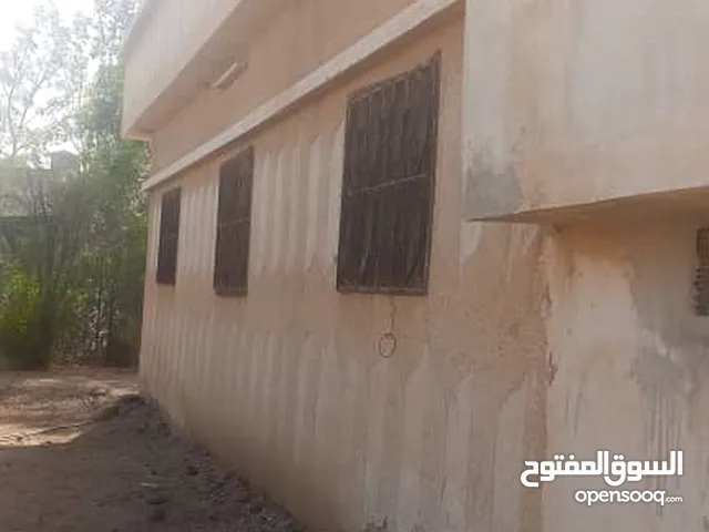 بيت للبيع يصلح معك بمساحتهو ان ترفع بناء