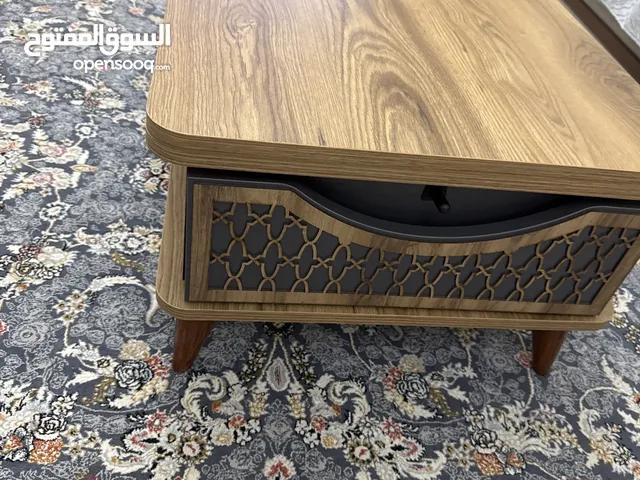 طاوله كبيره