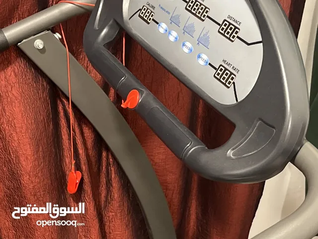 مكينة جري منزلية للبيع مستعمل بحالة جيدة