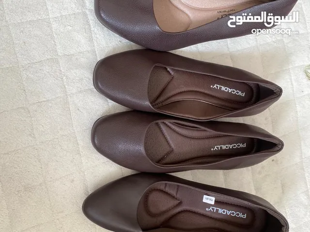 Brand New Etihad Airways Picadilly  cabin shoes