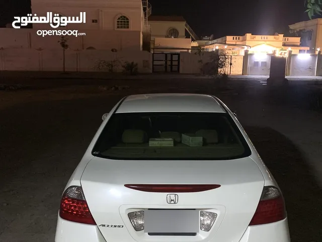 هوندا اكورد سنة 2006 بحالة ممتازة بسعر 9500 Honda accord 2006 for sale at 9500