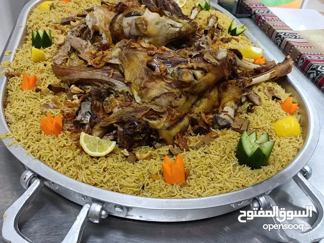 مطلوب  شريك في افتتاح مطاعم  في ظفارفي صحارفي البريمي