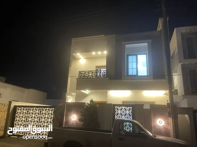 500 m2 3 Bedrooms Villa for Sale in Tripoli Tareeq Al-Mashtal