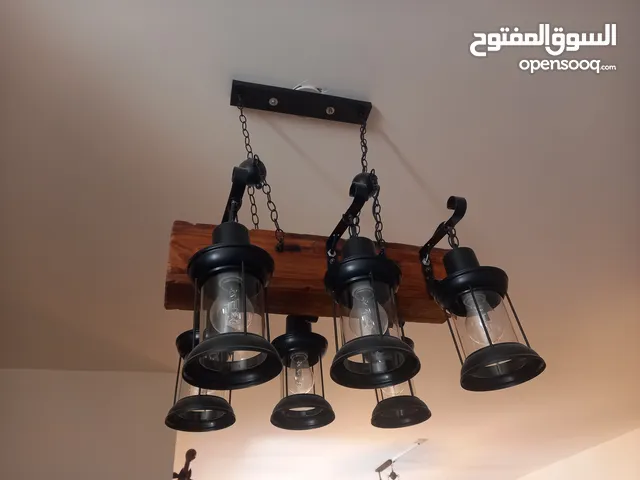 ثريات خشبية