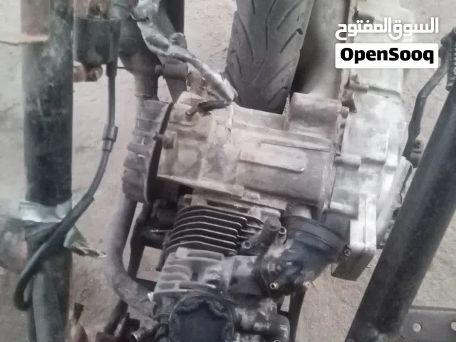 مكينه دراجه فراشه مكينه نضيفه كامله مثل ما مبين بصور انزل للوصف